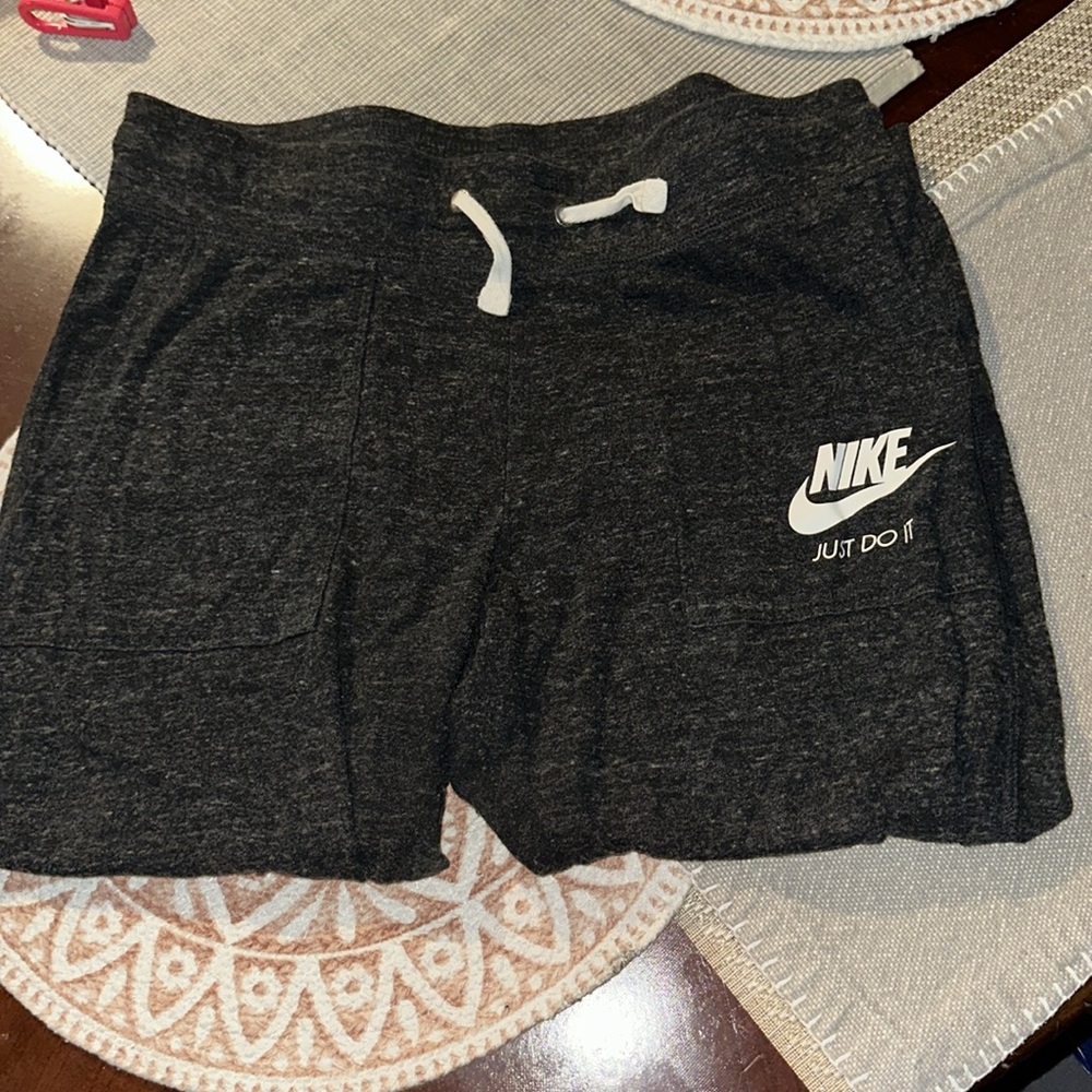 Lady Nike capris joggers